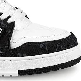 Trainer White Black
