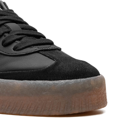 Core Black Metallic Gold