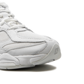 9060 Triple White